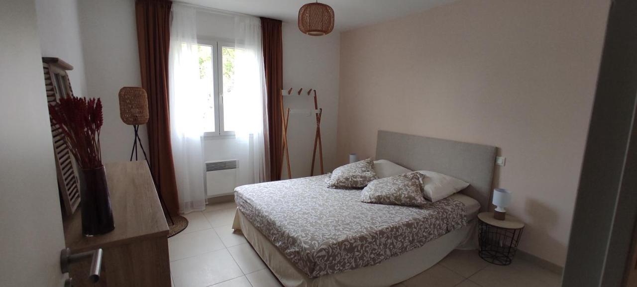 Villa Bellevue Sillans la Cascade Bagian luar foto